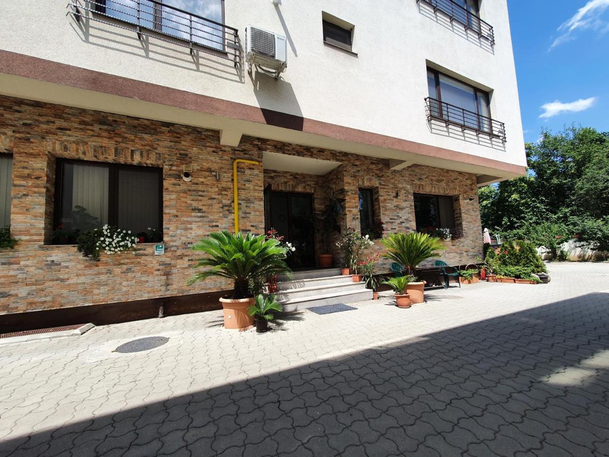 Petre Popovat 79 Apartment Bucharest Luaran gambar